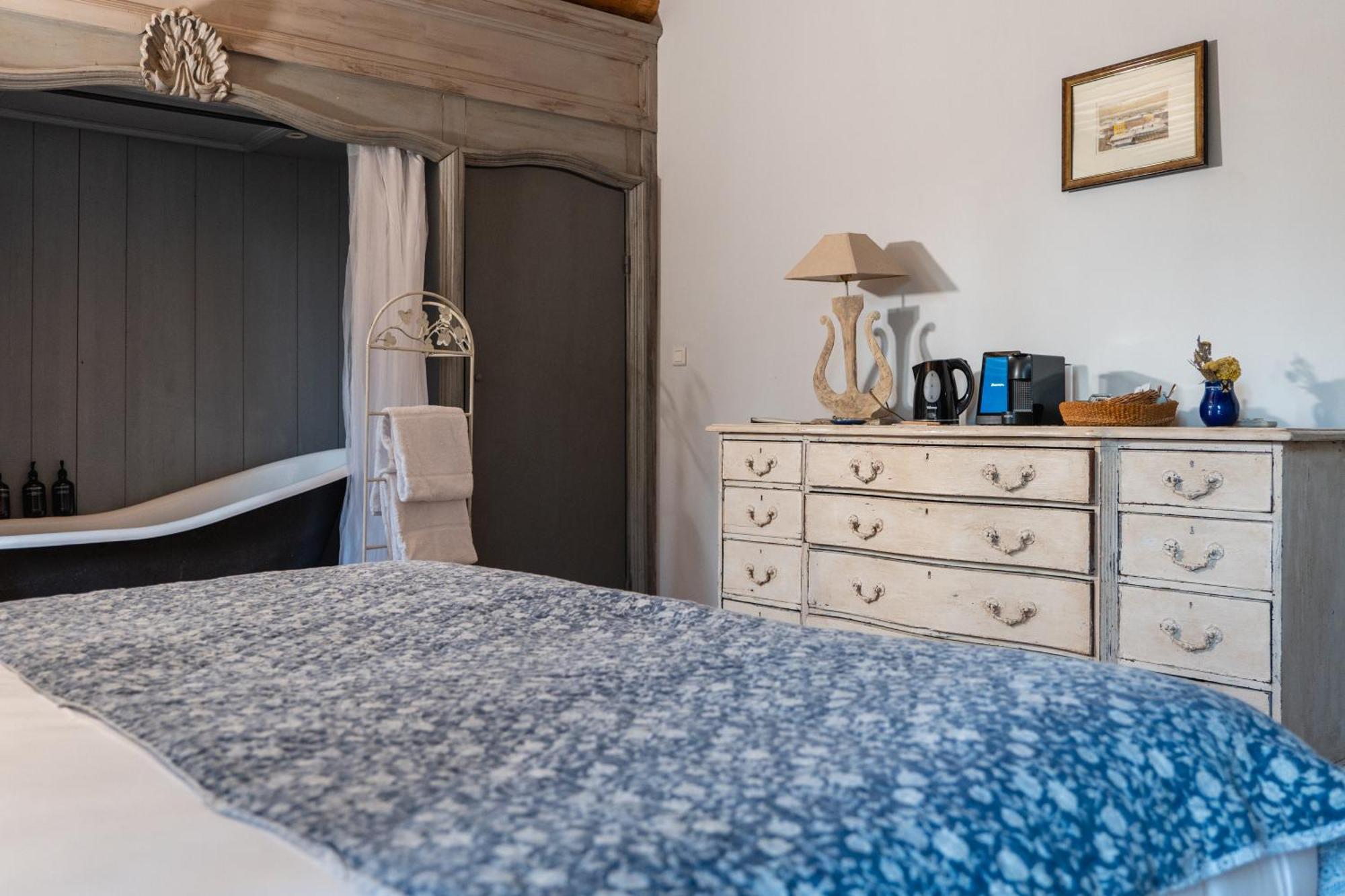 Le Galinier Lourmarin, A Beaumier Guesthouse Pokój zdjęcie