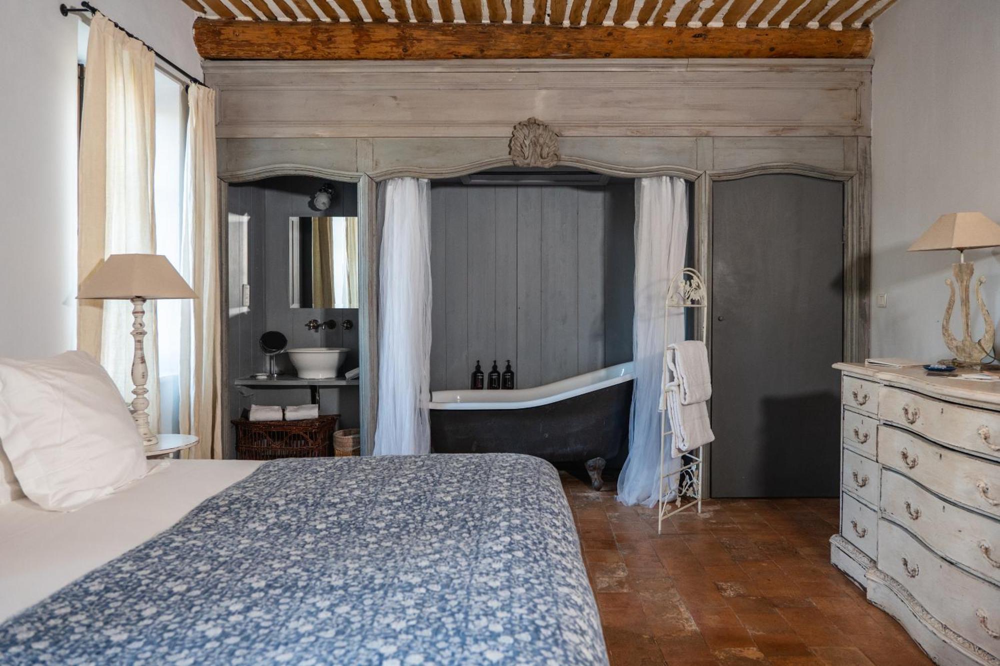 Le Galinier Lourmarin, A Beaumier Guesthouse Pokój zdjęcie