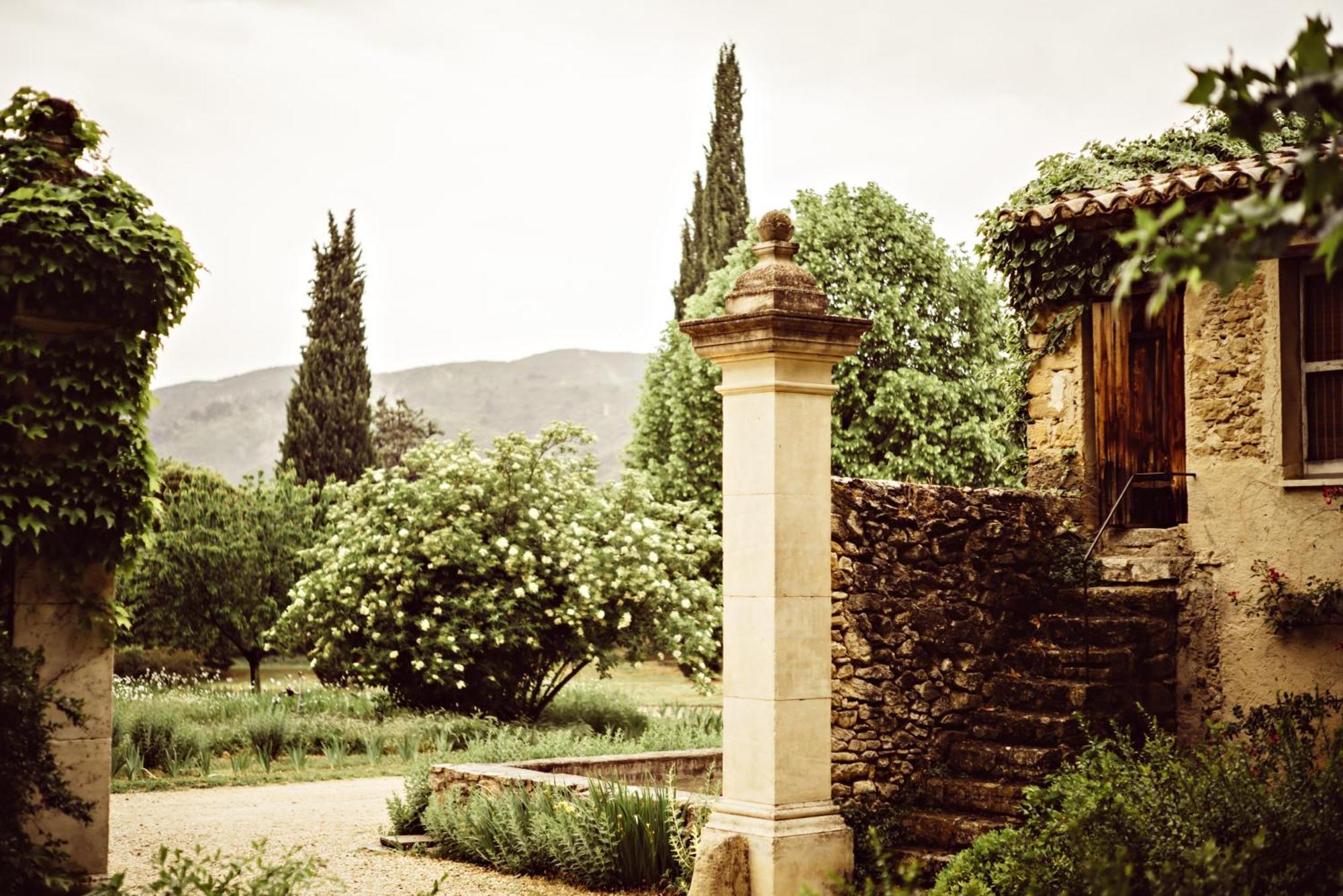 Le Galinier Lourmarin, A Beaumier Guesthouse Zewnętrze zdjęcie