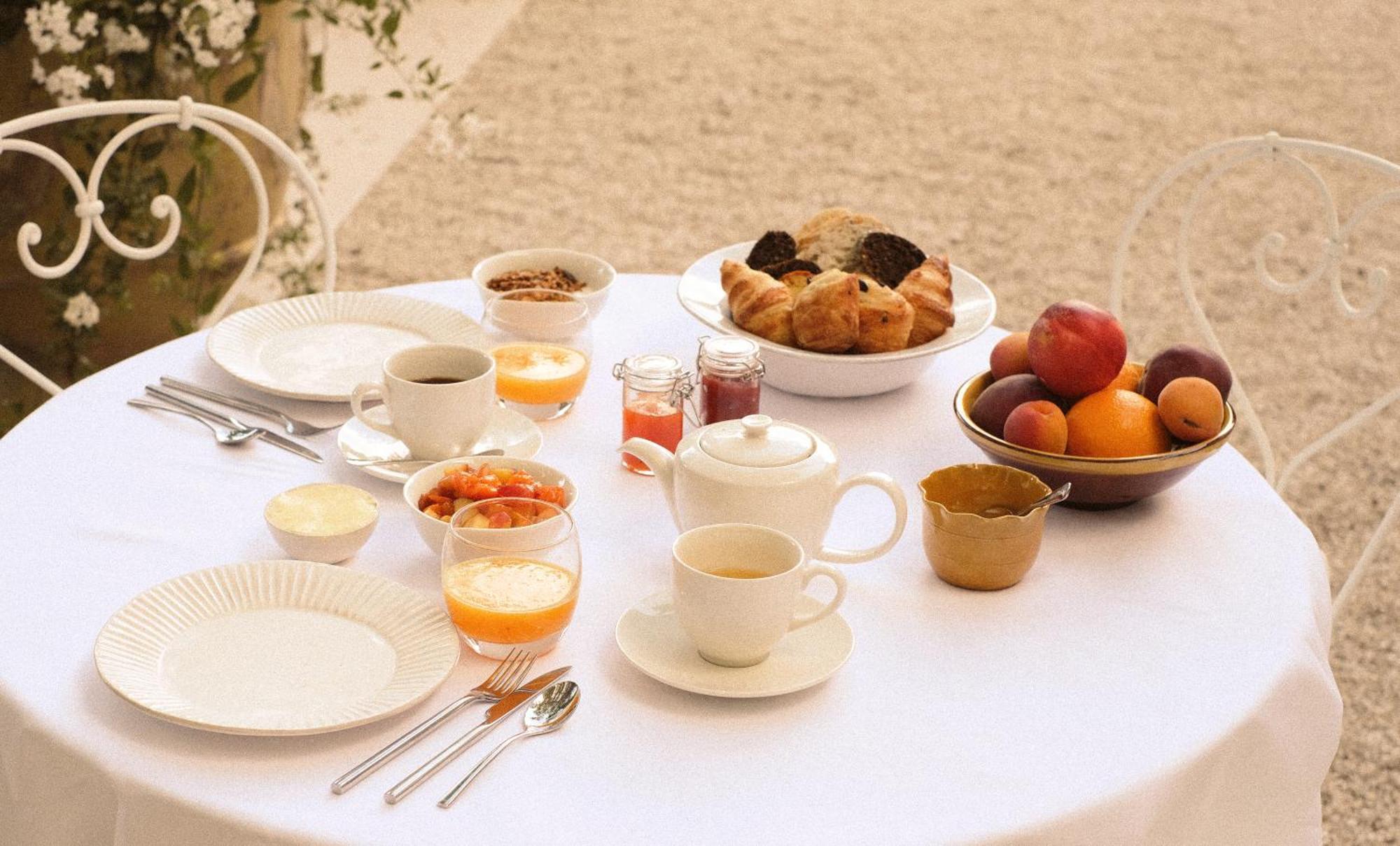 Le Galinier Lourmarin, A Beaumier Guesthouse Zewnętrze zdjęcie